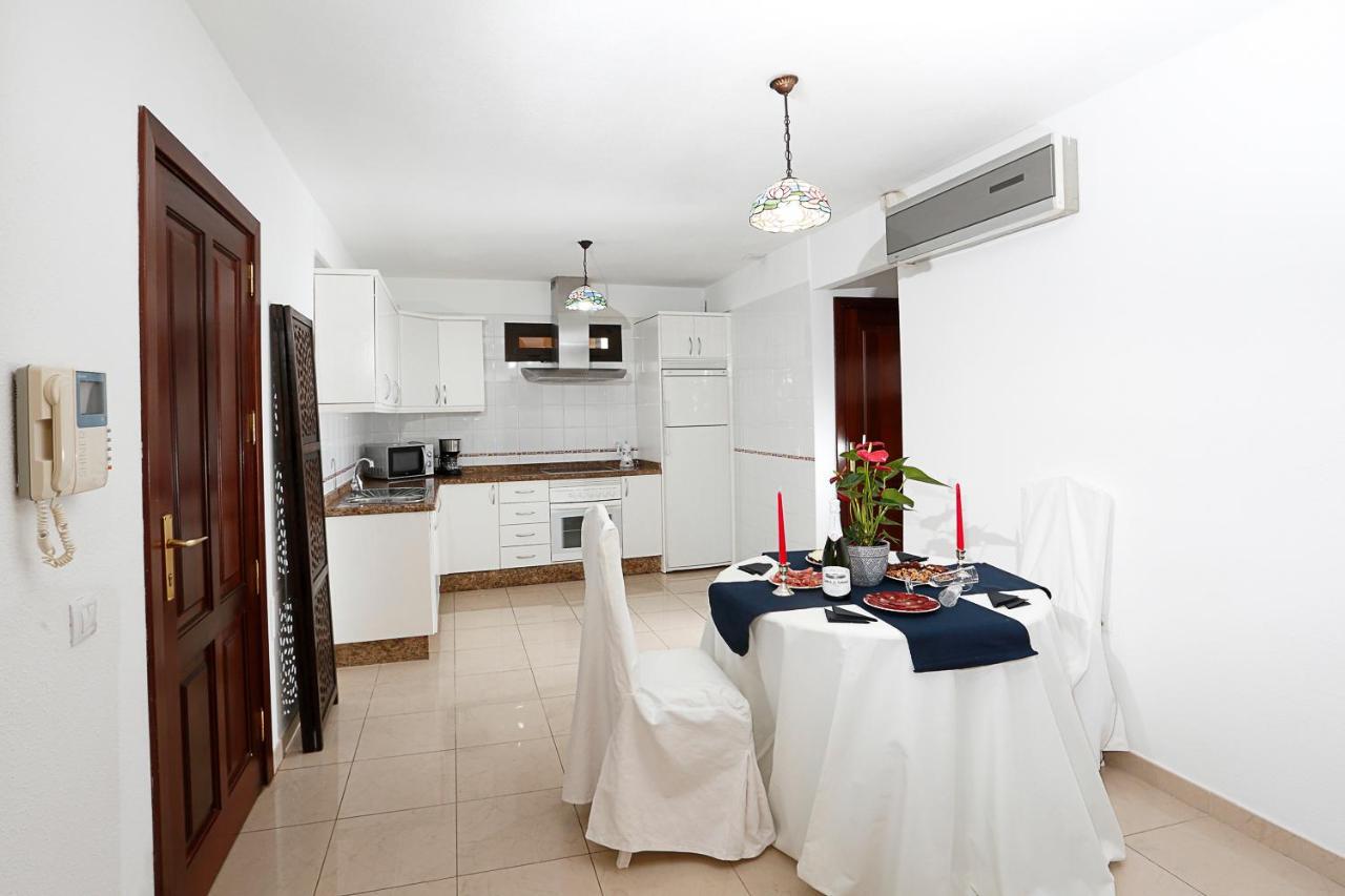 Apartamento Frente Al Puerto De Candelaria A 20 Metros De La Playa. Eksteriør billede