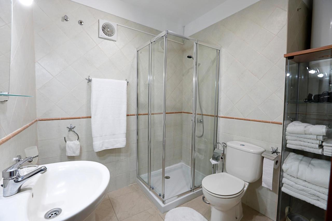 Apartamento Frente Al Puerto De Candelaria A 20 Metros De La Playa. Eksteriør billede